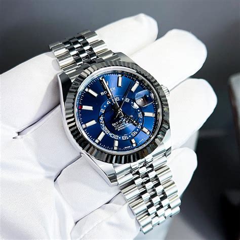 new sky dweller rolex 2021|Rolex Sky-Dweller diamond bezel.